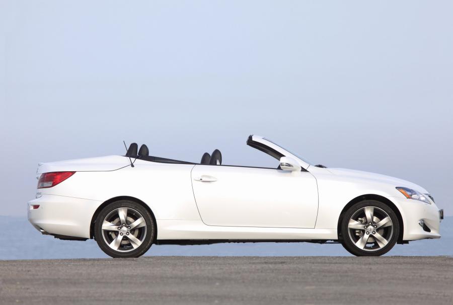  Lexus IS250C 2008 года  (фото 62 из 113)